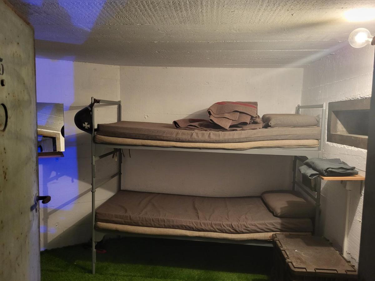 Swiss Army Camping Night / Militaerbunker St. Margrethen 외부 사진