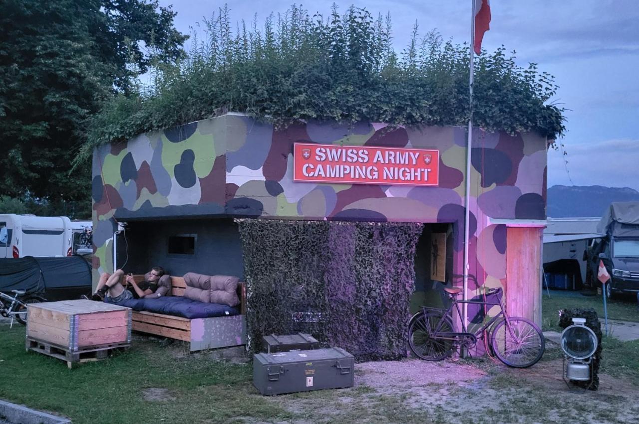 Swiss Army Camping Night / Militaerbunker St. Margrethen 외부 사진