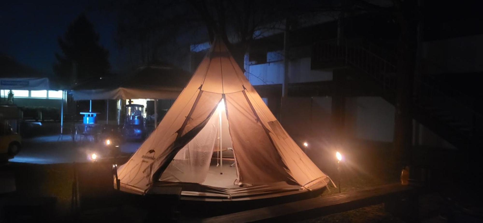 Swiss Army Camping Night / Militaerbunker St. Margrethen 외부 사진
